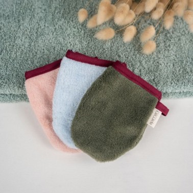 Gant magique démaquillant